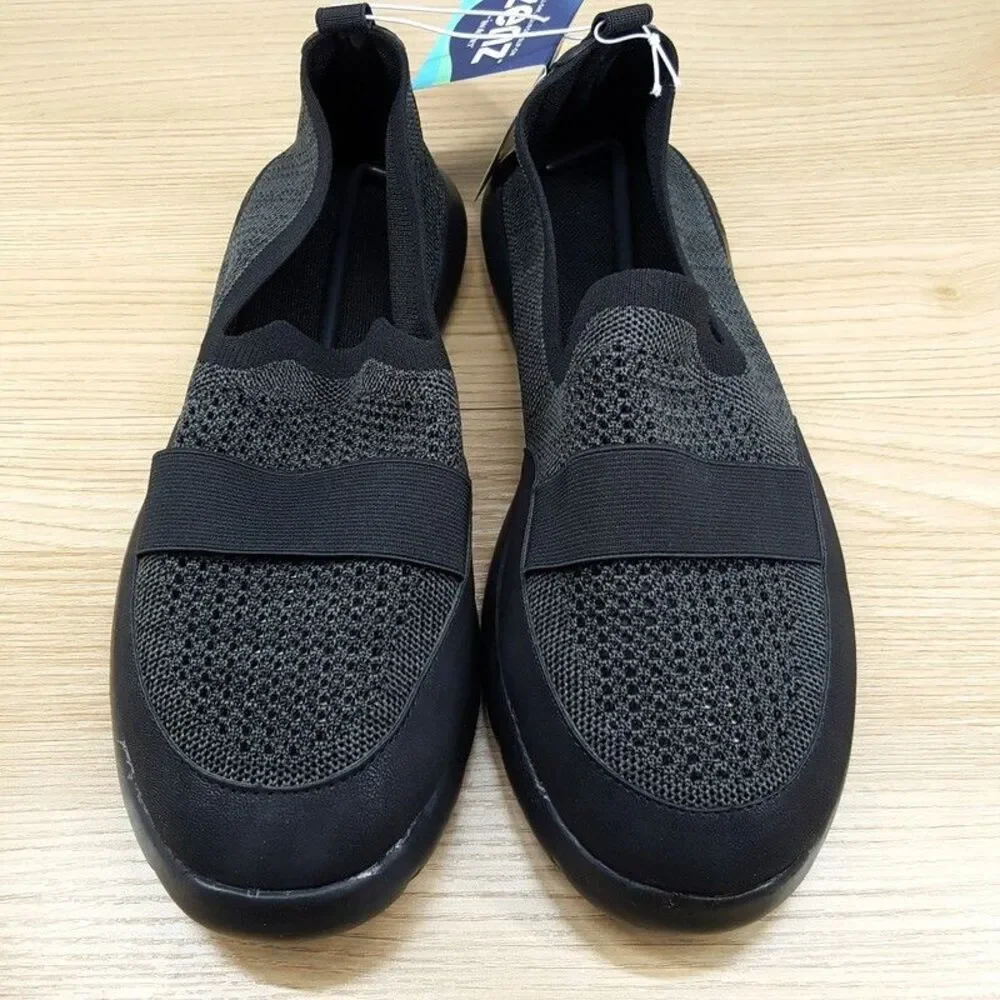 ZENZ ISOTONER Shoes Mens Sz 10 Grey Slip On Active Lightweight Casual Everywear